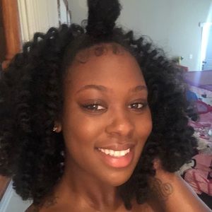 Meet your Posher, Brittany